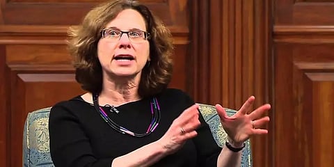 ஸ்டார்ட் அப் இளவரசிகள் 4: டோனா டபின்ஸ்கி - கையடக்க கம்ப்யூட்டர் நாயகி!