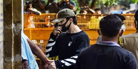 ஷாருக்கான் மகனை அக்டோபர் 7 வரை விசாரிக்க நீதிமன்றம் அனுமதி