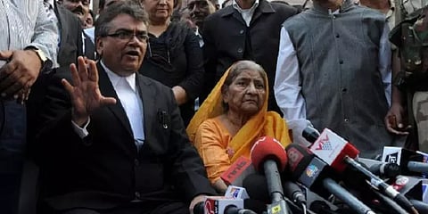 2002 கோத்ரா கலவரம்: மோடி விடுவிக்கப்பட்டதை எதிர்த்த மனு அக். 26 உச்சநீதிமன்றத்தில் விசாரணை