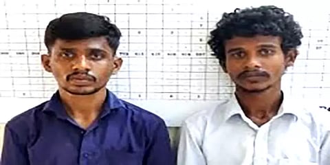 ஆன்லைனில் சிறுமி முதல் மூதாட்டி வரை என பலருக்கும் பாலியல் தொந்தரவு: இருவர் கைது