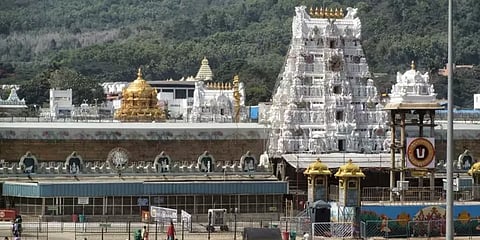 திருப்பதியில் கொடியேற்றத்துடன் தொடங்கிய பிரம்மோற்சவம்