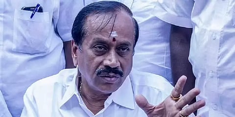 பெண்களை பற்றி அவதூறாக பேசிய வழக்கில் ஹெச்.ராஜாவுக்கு பிடிவாரண்ட் பிறப்பித்தது நீதிமன்றம்