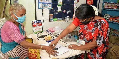 'விரல்ரேகை தெளிவின்றி இருந்தாலும் ரேசன்பொருள் தருக' - உணவுத்துறை உத்தரவு