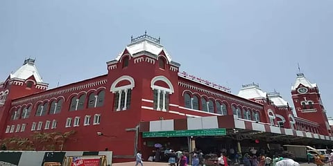 உலக சதுக்கங்கள் வரிசையில் சேரும் "சென்ட்ரல் சதுக்கம்"