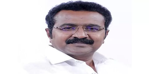 பணியாளரை அடித்துக் கொன்றதாக கடலூர் திமுக எம்பி ரமேஷ் மீது கொலை வழக்குப்பதிவு