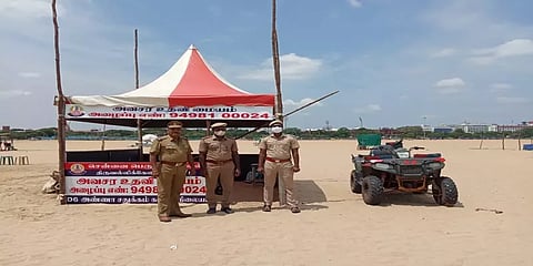 மெரினா: கடலில் குளிக்கும் போது அலையில் சிக்கி மரணமடைவதை தடுக்க அவசர உதவி மையம்