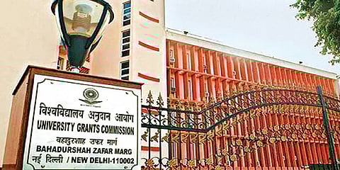 உதவி பேராசிரியர் நியமனத்திற்கு பிஎச்டி பட்டம் தேவையில்லை: 2023 ஜூலை வரை விலக்கு