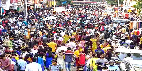 பண்டிகை காலம்: பொதுமக்கள் பாதுகாப்பு விதிகளை பின்பற்ற சென்னை மாநகராட்சி அறிவுறுத்தல்