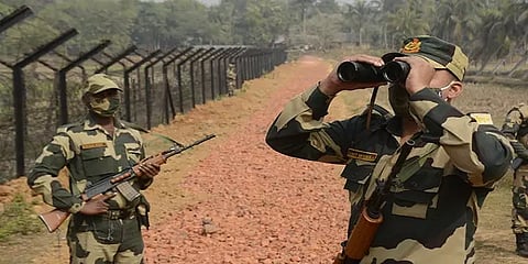 எல்லைப் பாதுகாப்பு படையின் அதிகாரத்தை விரிவுப்படுத்துவதா? - எதிர்கட்சிகள் கண்டனம்!