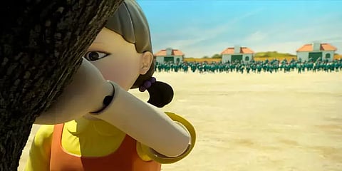 'ரெட் லைட்' மூலம் உங்களை காப்பாற்றிக்கொள்ளுங்கள் - ஸ்குவிட் கேம் மூலம் மெசேஜ் சொன்ன போலீஸ்