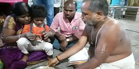 திருவாரூர்: விஜயதசமியை முன்னிட்டு சரஸ்வதி அம்மன் கோவிலில் சிறப்பு தரிசனம்