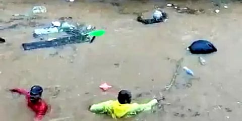 கன மழையால் கதிகலங்கும் 'கடவுளின் தேசம்' இரக்கம் காட்டுமா இயற்கை?'