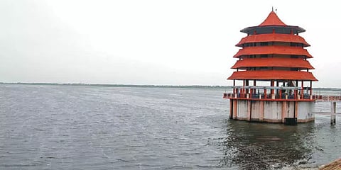 செம்பரம்பாக்கம் நீர்ப்பிடிப்பு பகுதியில் குப்பை கொட்ட எதிர்ப்பு