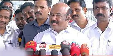 கல்வெட்டில் பெயர் போட்டால் பொதுச்செயலாளர் ஆகிவிட முடியுமா? - ஜெயக்குமார் கேள்வி