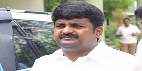 முன்னாள் சுகாதாரத்துறை அமைச்சர் சி.விஜயபாஸ்கர் வீட்டில் லஞ்ச ஒழிப்புத்துறை ரெய்டு