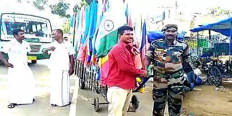 ராமேஸ்வரம் டூ அயோத்தி: விழிப்புணர்வு நடை பயணம் மேற்கொண்டுள்ள ராணுவ வீரருக்கு வரவேற்பு