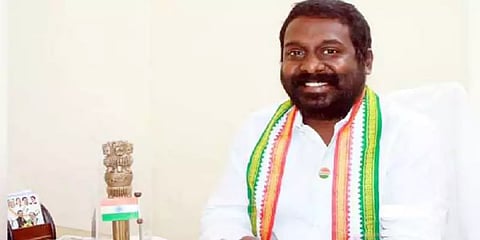 கன்னியாகுமரி எம்.பி. விஜய் வசந்தின் சமூகவலைத்தள பக்கங்கள் முடக்கம்