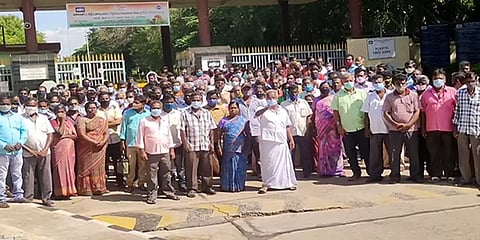 பெல் நிறுவனத்தில் பணியின்போது தொழிலாளி உயிரிழப்பு: நியாயம் கேட்டு காத்திருப்பு போராட்டம்