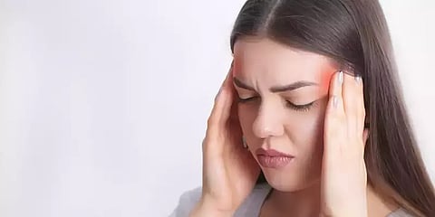 வாட்டி எடுக்கும் ஒற்றைத் தலைவலியா? செய்யக்கூடாதவை, செய்ய வேண்டியவை - மருத்துவர் டிப்ஸ்