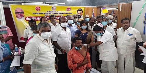 தடுப்பூசி செலுத்தி கொள்வதில் தமிழகத்திற்கே வழிகாட்டி திருவாரூர் மாவட்டம்: மா.சுப்ரமணியன்