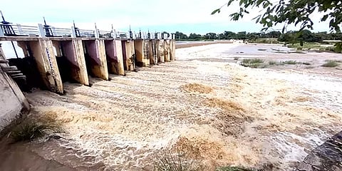 கலவகுண்டா அணை திறப்பு: பொன்னை ஆற்றங்கரையோர மக்களுக்கு வெள்ள அபாய எச்சரிக்கை