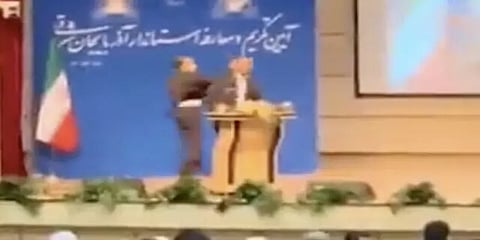 ஈரானில் ஆளுநரை கன்னத்தில் அறைந்த நபர்