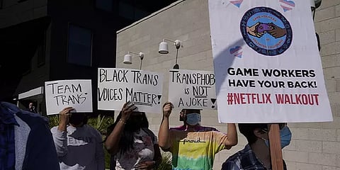 'உள்ளடக்கத் தேர்வில் சமத்துவம் தேவை' - நெட்ஃபிளிக்ஸ் ஊழியர்கள் உரிமைக்குரலின் பின்புலம்