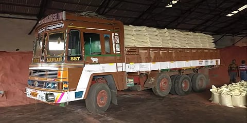 தூத்துக்குடி: இஸ்ரேல் நாட்டிலிருந்து கப்பல் மூலம் தமிழகம் வந்த உரம்