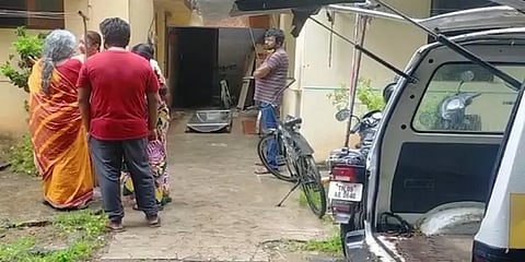 சென்னை: தனியாக வசித்துவந்த 78 வயது மூதாட்டி கொலை - 16 சவரன் நகை கொள்ளை