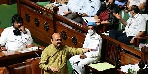 25 ஆண்டுகளில் நடந்த மத மாற்றத்தை கண்டறிய ஆய்வு: கர்நாடக அரசு திட்டத்தின் பின்னணி என்ன?!