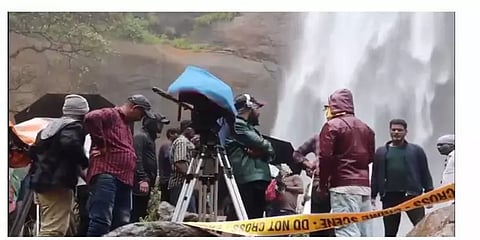 முதன்முறையாக கொல்லிமலை ஆகாய கங்கை அருவியில் நடக்கும் பா.விஜய் - பிரபுதேவா படப்பிடிப்பு