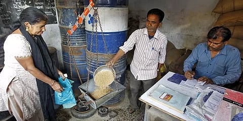 வரும் 30-ஆம் தேதிக்கு பின் கூடுதல் உணவு தானியம் வழங்கப்படாது - மத்திய உணவுத்துறை