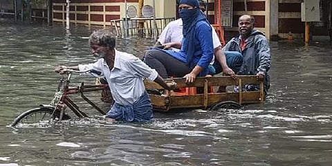 சென்னையில் மழை நிலவரத்தை கண்காணிக்க சிறப்பு அதிகாரிகள்