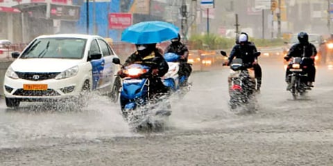 பருவமழை முன்னேற்பாடு பணி: மேற்பார்வையிட 12 மாவட்டங்களில் ஐ.பி.எஸ். அதிகாரிகள் நியமனம்