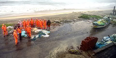 பருவமழை: முன்னெச்சரிக்கை நடவடிக்கைகள் மேற்கொள்ள 12 ஐபிஎஸ் அதிகாரிகள் நியமனம்