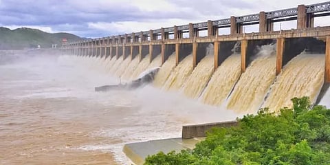 மேட்டூர் அணையிலிருந்து 20,000கன அடி உபரி நீர் திறப்பு