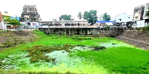 வடகிழக்கு பருவமழை கொட்டித் தீர்த்தும் நீரின்றி காணப்படும் காஞ்சிபுரம் கோயில் குளங்கள்