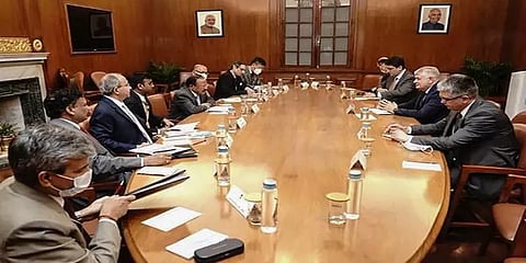 ஆப்கான் அரசியல் சூழலை உன்னிப்பாக கவனித்து வருகிறோம் - இந்தியா