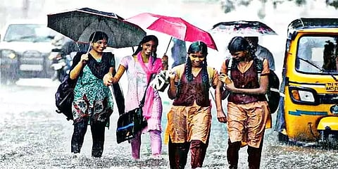 தருமபுரி டூ ஈரோடு.. எந்தெந்த மாவட்ட பள்ளி, கல்லூரிகளுக்கு இன்று விடுமுறை - முழுவிவரம்