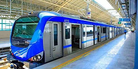 மெட்ரோ நிலையங்களில் முகக்கவசம் அணியாதோரிடம் அபராதம் வசூலிக்கும் அறிவிப்பாணை ரத்து