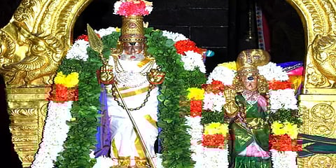 திருப்பரங்குன்றம் சுப்ரமணிய சுவாமி கோயிலில் கொடியேற்றத்துடன் தொடங்கிய தீபத் திருவிழா