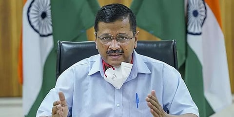 டெல்லியில் அதிகரிக்கும் காற்று மாசுபாடு - அவசர ஆலோசனைக் கூட்டத்திற்கு கெஜ்ரிவால் அழைப்பு