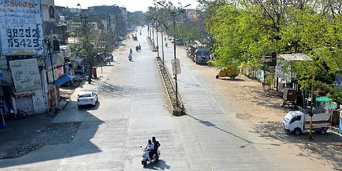 மகாராஷ்டிராவின் அமராவதியில் ஊரடங்கு உத்தரவு அமல்