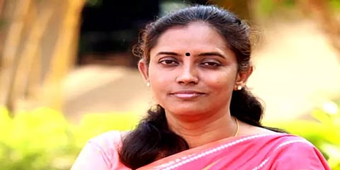 “அமைப்புகளோ, அரசியல் கட்சிகளோ கலைஞனை அச்சுறுத்த கூடாது”-சூர்யாவுக்கு ஜோதிமணி எம்.பி ஆதரவு