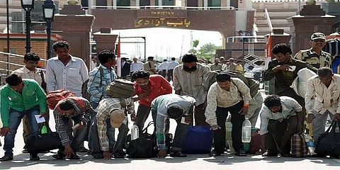 பாகிஸ்தான் சிறையில் வாடிய 20 இந்திய மீனவர்கள் விடுதலை