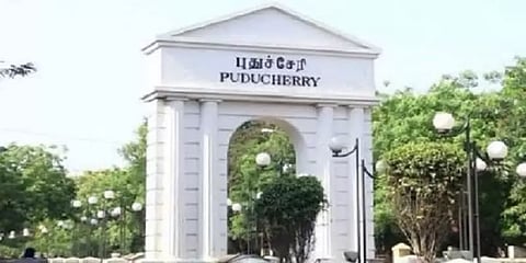 புதுச்சேரியில் நாளை பள்ளி, கல்லூரிகளுக்கு விடுமுறை