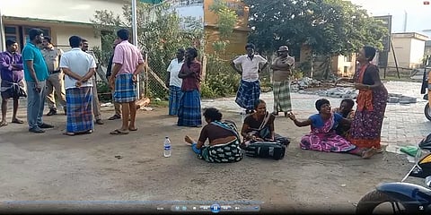 சிவகங்கை: நாய் குறுக்கே வந்ததால் நிலைதடுமாறி கவிழ்ந்த கார்: 17வயது சிறுமி உள்பட இருவர் பலி