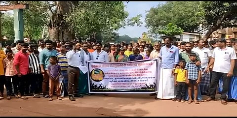 ஜெய்பீம் படத்திற்கு எதிராக ராஜாகண்ணுவின் முதனை கிராம மக்கள் ஆர்ப்பாட்டம்