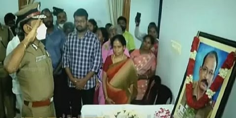 “மறைந்த சிறப்பு எஸ்.ஐ பூமிநாதன் விவேகமிக்கவர்; அவருக்கு வீரவணக்கம்” - டிஜிபி சைலேந்திரபாபு