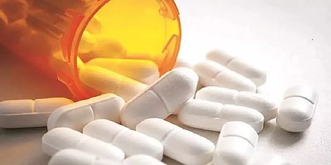 "மருத்துவர் பரிந்துரையின்றி மாத்திரைகளை விற்கக்கூடாது" - சென்னை காவல்துறை எச்சரிக்கை